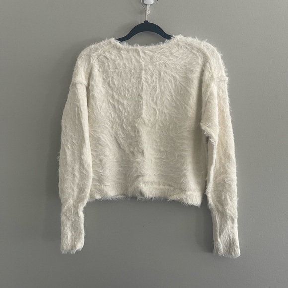 🆕 Free People V Neck Fuzzy Sweater - Picture 10 of 11